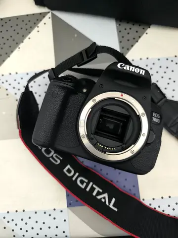 Canon EOS 700D Digital Camera