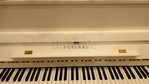 Steiner HU-110W Upright Piano - White