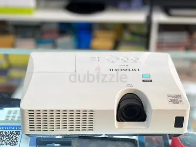 HITACHI CP-RX93 3LCD Projector