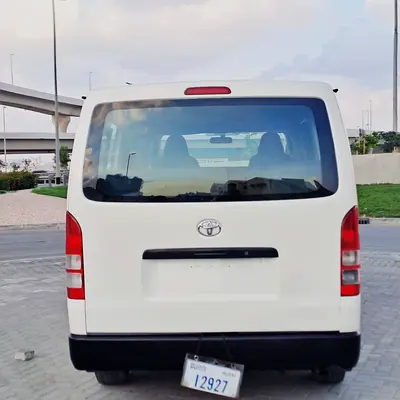 2015 Toyota HIACE — фото 8