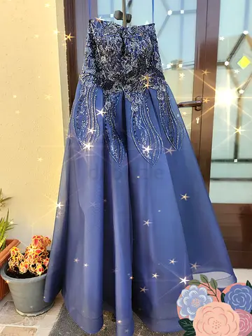 Elegant Blue Evening Gown