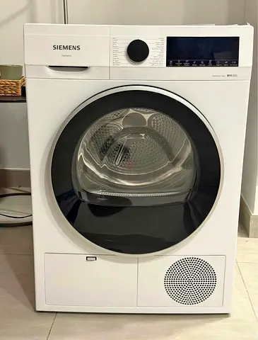 .Siemens iQ300 WiFi Smart Technology 9 kg Dryer