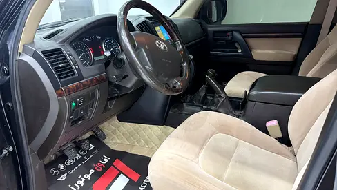2010 Toyota LAND CRUISER 照片 9