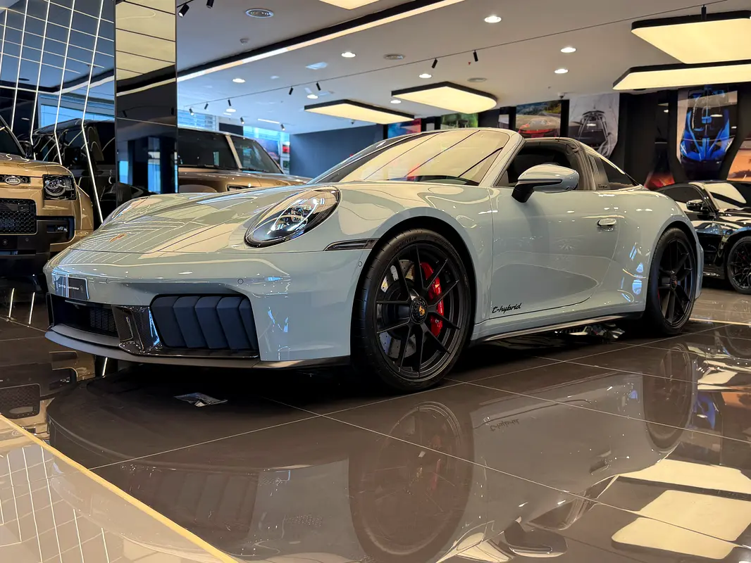 بورشه 911 2025