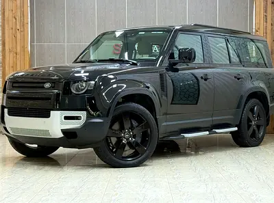 Defender P400 SE 130 / Full Service History/ Al Tayer Warranty