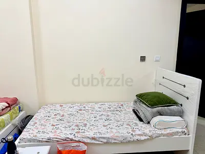 Executive Bed Space available in JVC - 1450