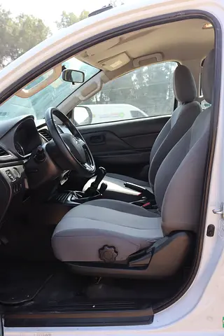 Mitsubishi L200 2020