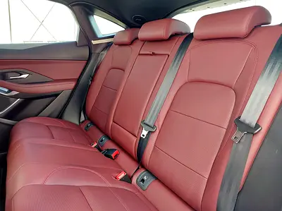 صورة مصغرة 12 لـ 2024 Jaguar E-PACE