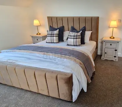 Elegant Queen Bed Frame with Nightstands