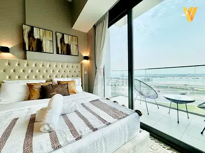 Stylish Studio w/ Creek & Skyline View | Al Jaddaf