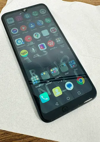 Smartphone HUAWEi Y7 prime