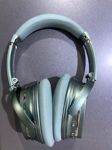 Shrythm NC25 Pro Light Green Headphones