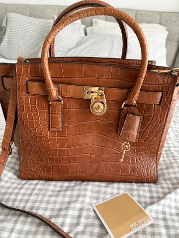 Stylish Brown Handbag
