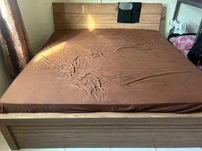 Stylish Wooden Bed Frame with Mattress