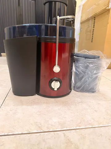 Juicer machine