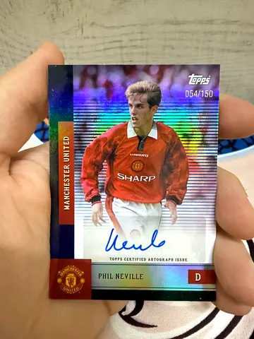 Phill Neville autograph card Topps Manchester United team set 2026