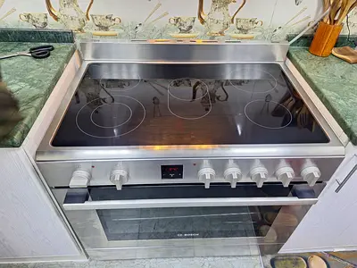 Bosch letest model 5 hubs electric ceramic cooker