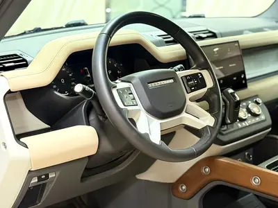 Land Rover Defender 130 SE, миниатюра 7