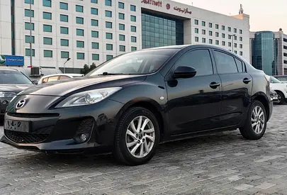 Mazda 3 2014 | 1.6L GCC Specs | Sunroof | Top Option- Touring