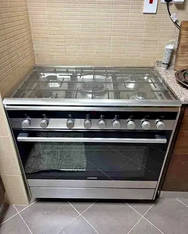 Free delivery Siemens Gas Range for Sale 90x60 cm
