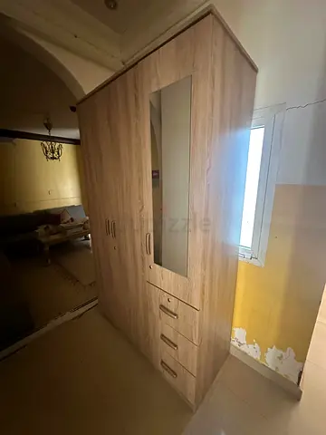 Stylish Wooden Wardrobe with Drawers