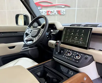 Land Rover Defender 130 SE, миниатюра 12