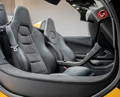 صورة 11 لـ 2014 Mclaren MP4-12C