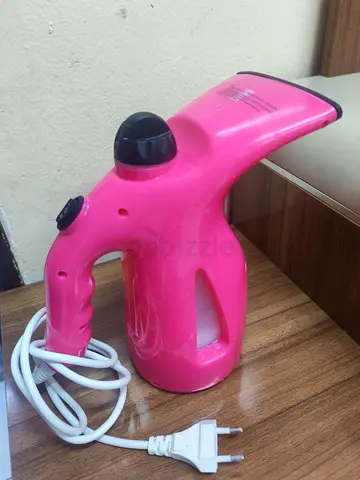 Hand steamer