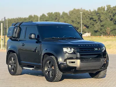 LAND ROVER DEFENDER 2023 GCC UNDER WARRANTY FULL OPTION