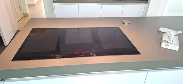 Siemens built-in induction cooktop 92cm Iq700 model