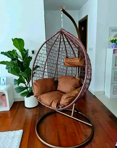 Stylish Hanging Egg Chair for Relaxation