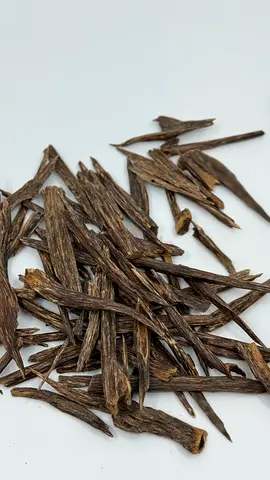 Natural Agarwood Chips for Collectors (Indian oud digga) good quality price per 125 grams