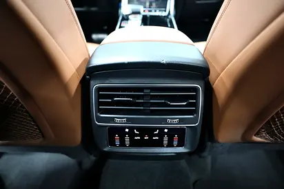 Audi Q8 55 TFSI quattro, миниатюра 16