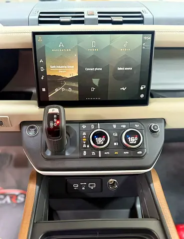 Land Rover Defender 130 SE, миниатюра 11