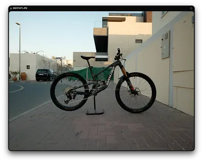 SantaCruz Nomad v6 enduro bike 2024 -SMALL