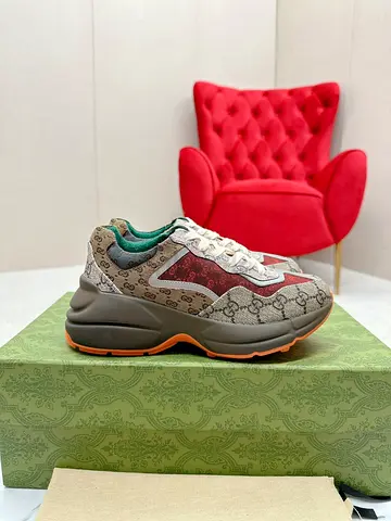 Gucci Sneakers