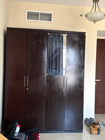 Modern Wooden Wardrobe with Mirrored Doors