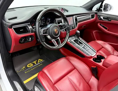 صورة 10 لـ 2017 Porsche MACAN