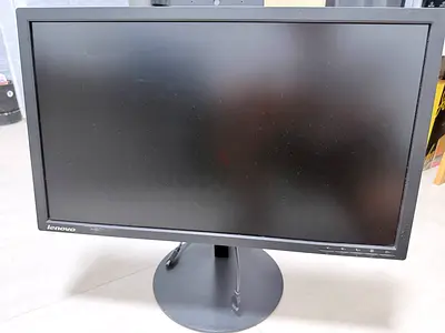 Lenovo 24 inch Screens
