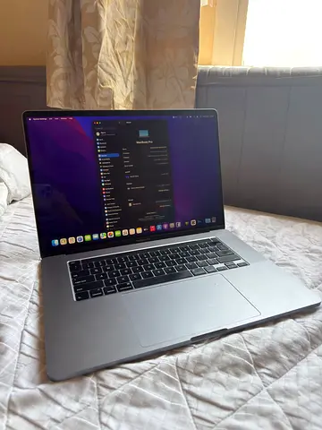 Apple MacBook Pro - High Performance Laptop