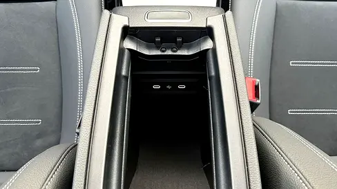 Mercedes-Benz CLA 200, миниатюра 18