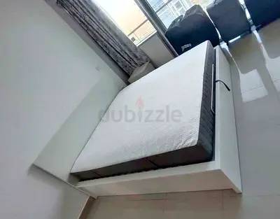 Ikea hydraulic king‑size bed (180 × 200 cm) with  IKEA mattress