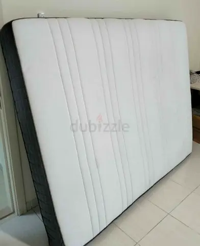 Ikea queen size 160/200 cm pocket spring mattress