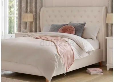 Elegant beautiful 160*200 queen size Bed