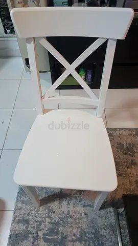 Simple White Dining Chair