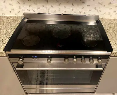 Modern Siemens IQ700 Electric Ceramic Cooker – 90 × 60 cm | Premium German Engineering