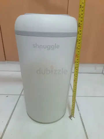 Trash bin (shnuggle)