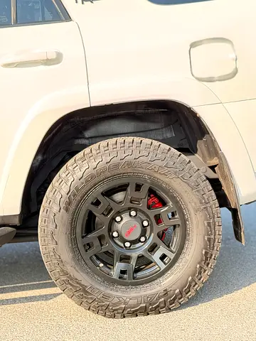 2019 Toyota 4RUNNER — фото 19