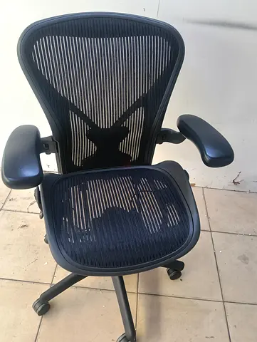 I am selling Herman miller Aeron chair.good conditions only little use
