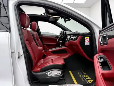 صورة 9 لـ 2017 Porsche MACAN